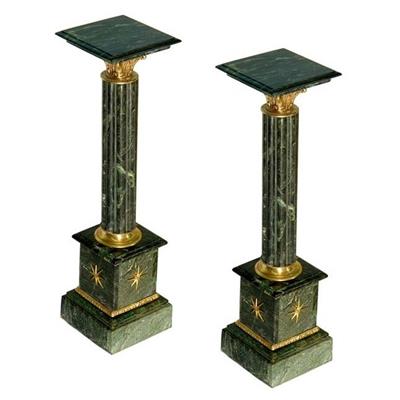 Paire de colonnes en marbre vert style Empire Chamilly