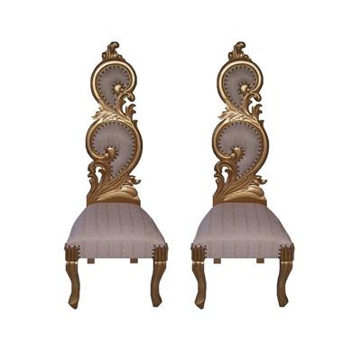 2 chaises baroque en acajou doré à la feuille