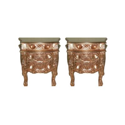 Paire de tables de chevet rococo en acajou doré Chambord